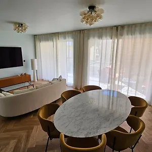  Appartement Superbe Idealement Situe